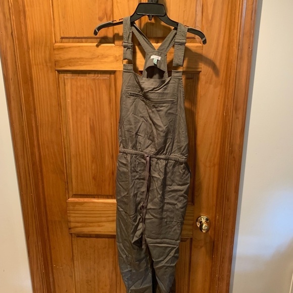 Susina Utility Overalls Olive Medium NWT - Picture 2 of 6